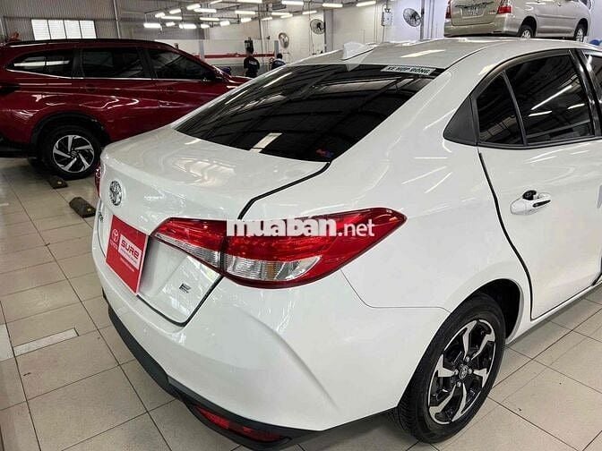 Bán Vios E số sàn 2025 lướt 13.000km - Giá còn bớt