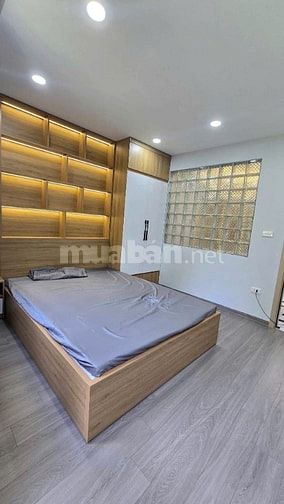 Chính chủ cần bán CHCC Hồ Tùng Mậu - 55m2 (2N+VS) - Giá 4,2 Tỷ