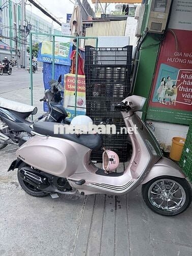 Piaggio Vespa Sprint 2018 125cc Hồng 25000 km