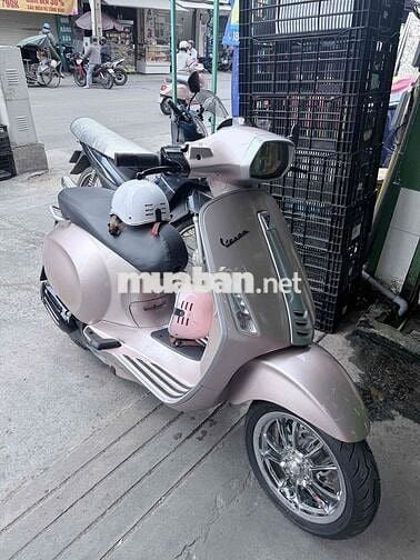 Piaggio Vespa Sprint 2018 125cc Hồng 25000 km