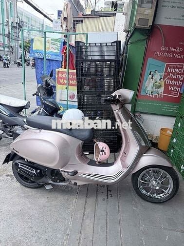 Piaggio Vespa Sprint 2018 125cc Hồng 25000 km