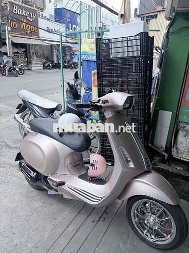 Piaggio Vespa Sprint 2018 125cc Hồng 25000 km