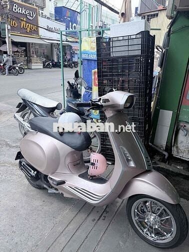 Piaggio Vespa Sprint 2018 125cc Hồng 25000 km