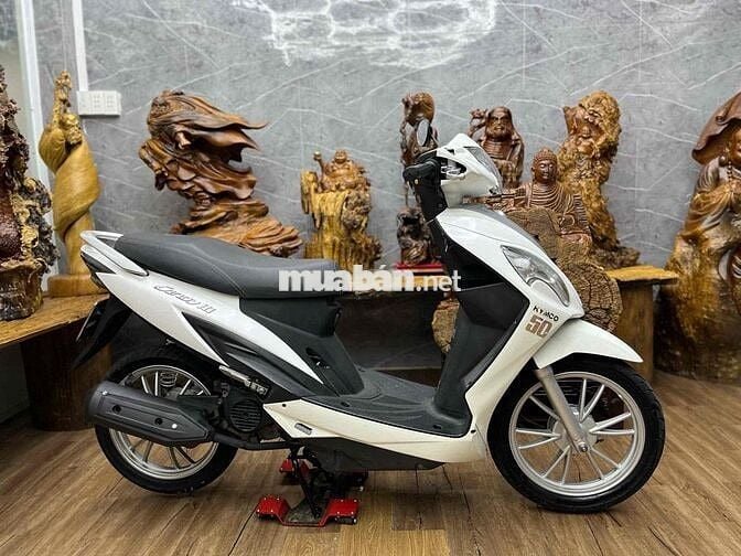Kymco Candy 50cc dàn áo liền lạc, máy móc êm