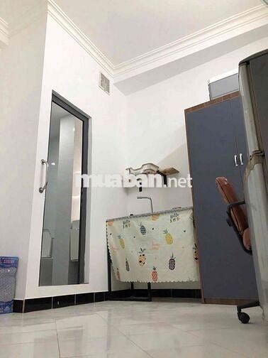 Chính Chủ cho thuê- studio full nội thất- 19m2- ngay 223 Bà Hạt
