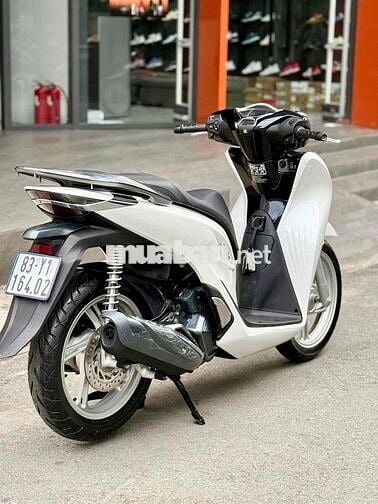 SH 160i ABS 2024 Trắng đen 7000km ngay chủ