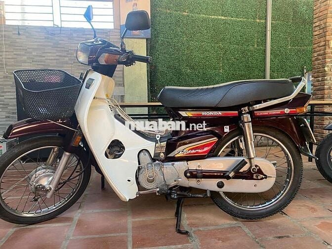 Honda Dream Thái Nâu trắng