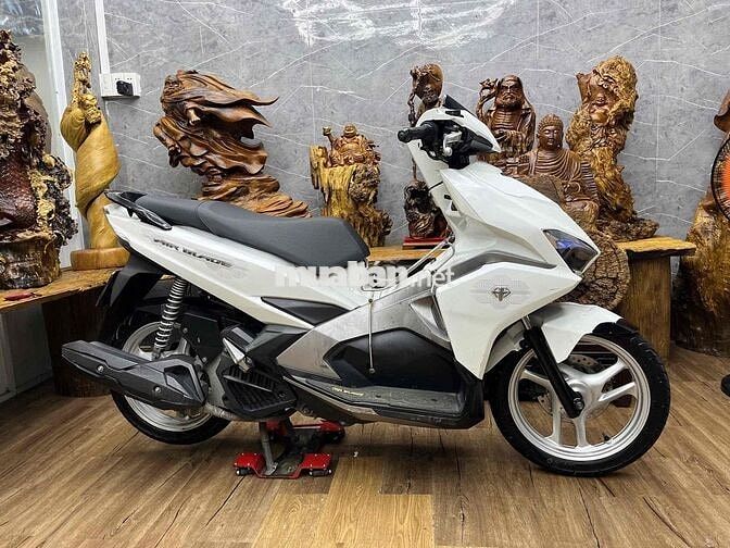 Honda Airblade 125Fi 2016 chính chủ máy zin
