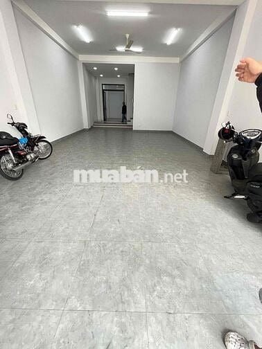 Nhà MTKD Hiệp Tân.Tân Phú.DT:6m X 20m 5lầu 6PN 4WC 3máy lạnh