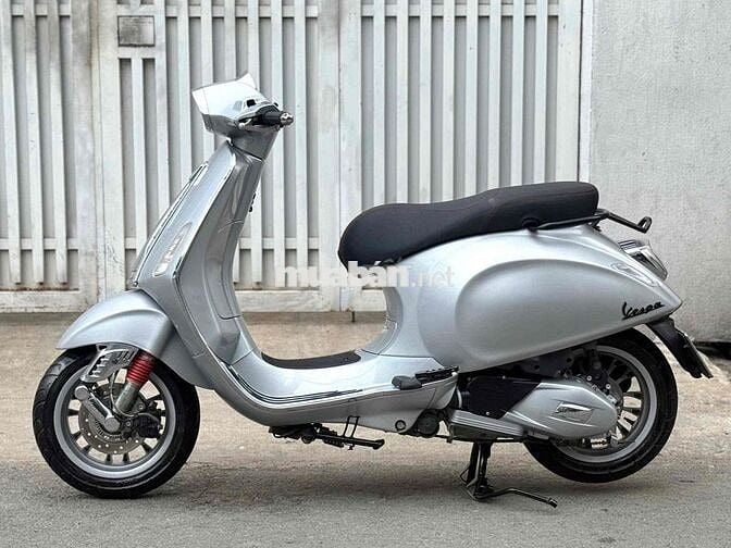 Vespa iget.abs  2017 Bạc Titan xe đẹp keng 9chủ