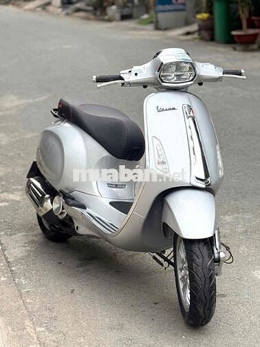 Vespa iget.abs  2017 Bạc Titan xe đẹp keng 9chủ