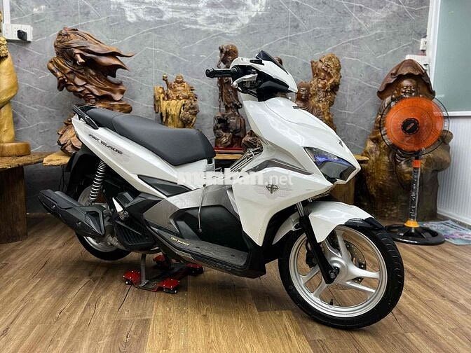 Honda Airblade 125Fi 2016 chính chủ máy zin