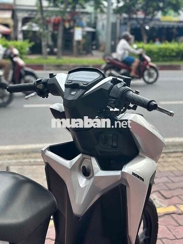 GÓP 0 LS - 0 PHÍ HS > Vario 150 2021 Bạc Porcher
