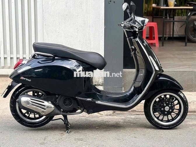 Vespa Sprint ABS 2022 Đen bóng 7000 km bstp 9chủ