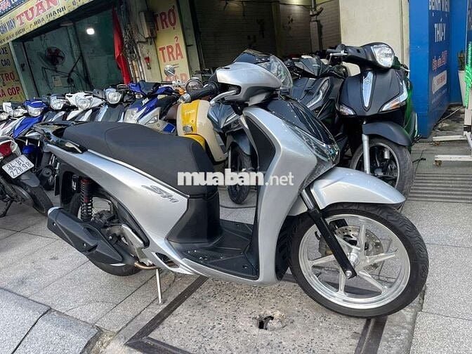 Honda SH 150 2015 Bạc Đã sử dụng