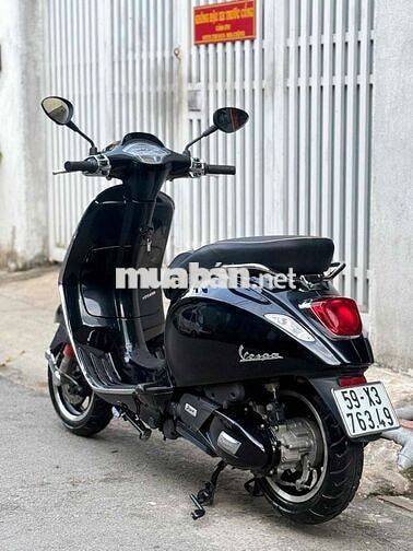 Vespa Sprint ABS 2022 Đen bóng 7000 km bstp 9chủ
