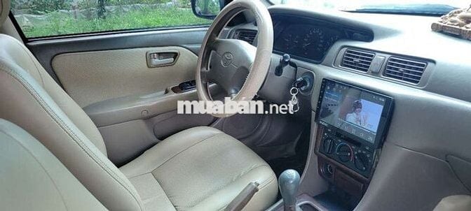 Toyota Camry GLI Xanh đậm