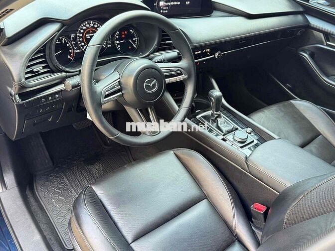 Mazda 3 Luxury 2023 Xanh Canvansite 22.000 km