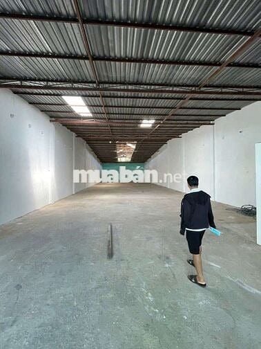 Cần Cho thuê xưởng xuân Thới sơn HM.DT 500m đường xe công giá 26 triệu
