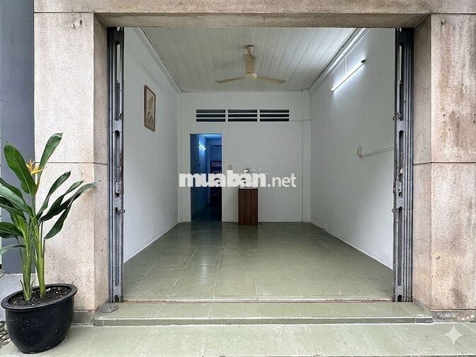 Chính chủ cho thuê mặt tiền kinh doanh nhà xưa 