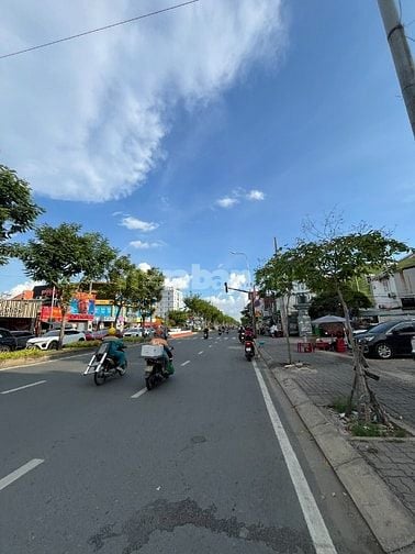 Bán đất mặt đường Trần Não , Quận 2 cũ
