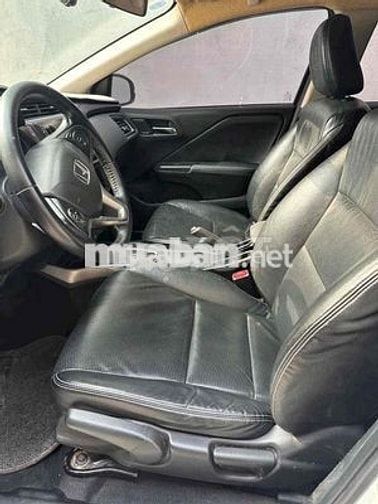 Honda City màu trắng 2018, bản TOP- chỉ 325tr