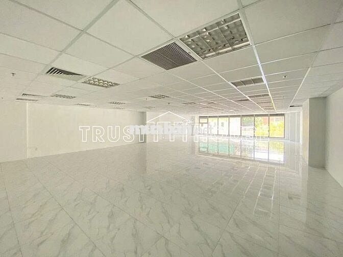 🔥CHO THUÊ MẶT TIỀN PHỔ QUANG * NGANG 8M, HẦM TRỆT 3 LẦU 