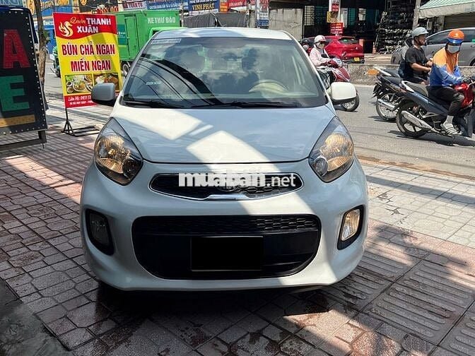 Kia Morning MT 2018 màu trắng 5 chỗ
