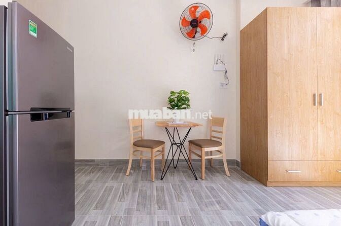 Cho thuê studio cửa sổ lớn Bùi Đình Túy