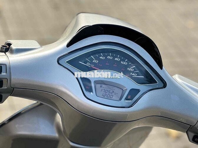 Piaggio Vespa Sprint 125 2016 Bạc 17000 km