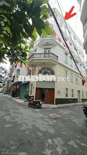 PHÒNG MỚI XÂY-NHIỀU CỬA SỔ-BAN CÔNG RIÊNG TRẦN THỊ TRỌNG TB
