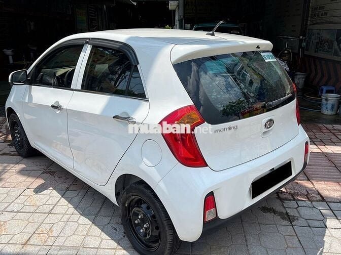 Kia Morning MT 2018 màu trắng 5 chỗ