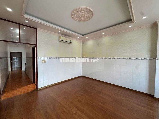 cho thuê nhà 3 lầu kdc hưng phú dtsd 360mv, 15tr, 9pn, 4wc, nội thất