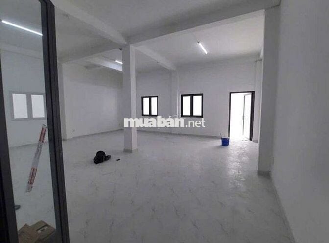CHO THUÊ TOÀ NHÀ 8X26(TRỆT+2 LẦU) TRỐNG SUỐT ĐƯỜNG NỘI BỘ TÂY THẠNH