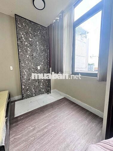CHO THUÊ CHDV CỬA SỔ TRỜI LỚN NGAY PHÚ NHUẬN