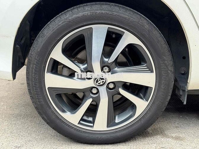 Bán Yaris 1.5G 2018 nhập Thái Xe gia đình đi ít