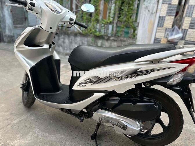 Honda Vision Trắng Việt Nam