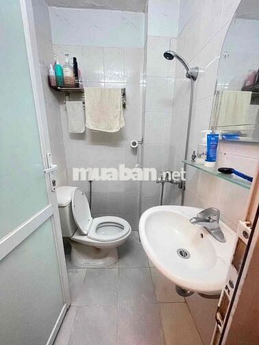 Bán nhà TT phố Thành Công, 43/80m, 2 ngủ 2wc, căn góc thoáng, full NT