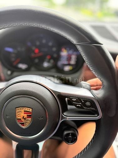 BÁN XE PORSCHE MACAN SẢN XUẤT 2021, MÀU TRẮNG + NỘI THẤT ĐỎ