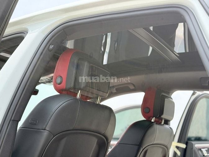 BÁN XE PORSCHE MACAN SẢN XUẤT 2021, MÀU TRẮNG + NỘI THẤT ĐỎ