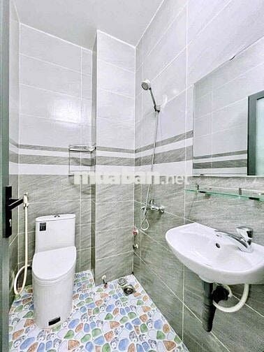 THANG MÁY BAN CÔNG CỰC CHILL 40m2 ngay Khu Phan Xích Long