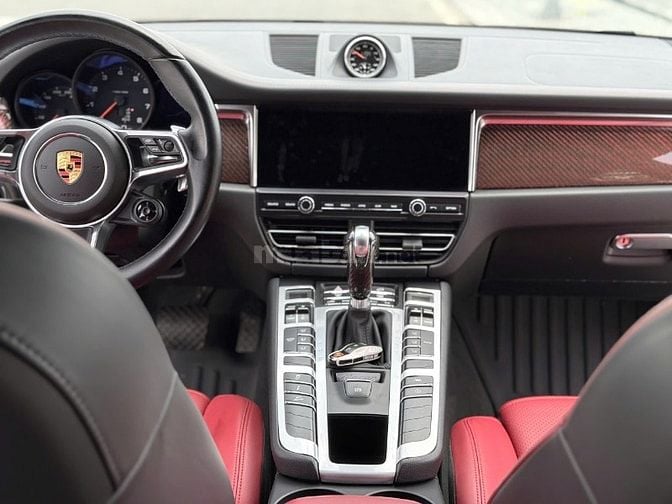 BÁN XE PORSCHE MACAN SẢN XUẤT 2021, MÀU TRẮNG + NỘI THẤT ĐỎ