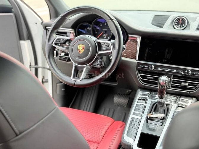 BÁN XE PORSCHE MACAN SẢN XUẤT 2021, MÀU TRẮNG + NỘI THẤT ĐỎ