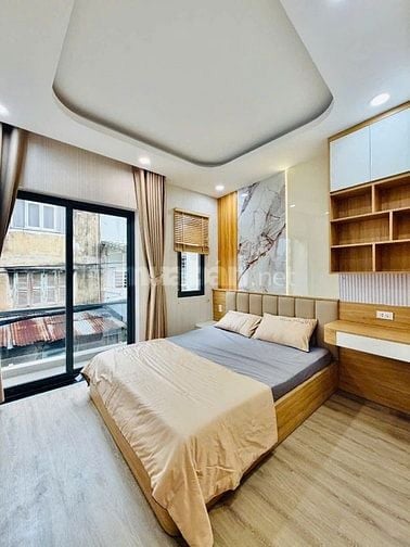 Hạ giá bán nhanh. Nhà 50.4m² Nguyễn Thị Nhuần, Q12 xây 4 tầng. Hẻm oto