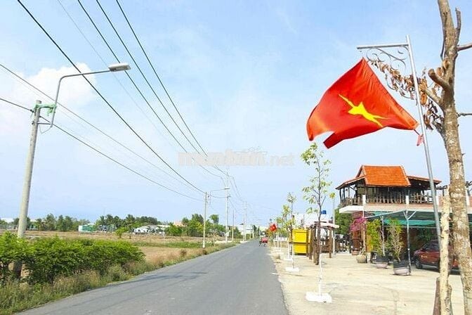 CẦN BÁN Đất ở đô thị, Phường cần Đước, xây dựng tự do