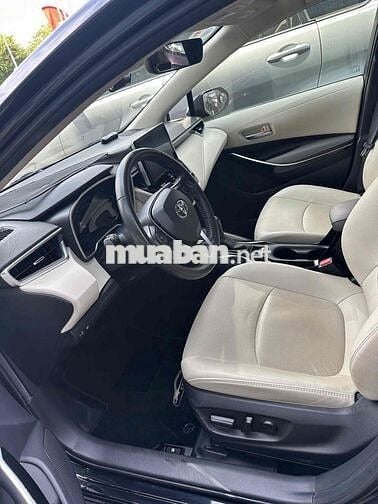 Toyota Corolla Altis 1.8V 2022 Đen 43.600 km