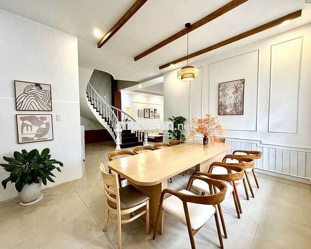 VILLA 6 PN CÓ HỒ BƠI GẦN CẦU SÔNG HÀN – GẦN BIỂN MỸ KHÊ