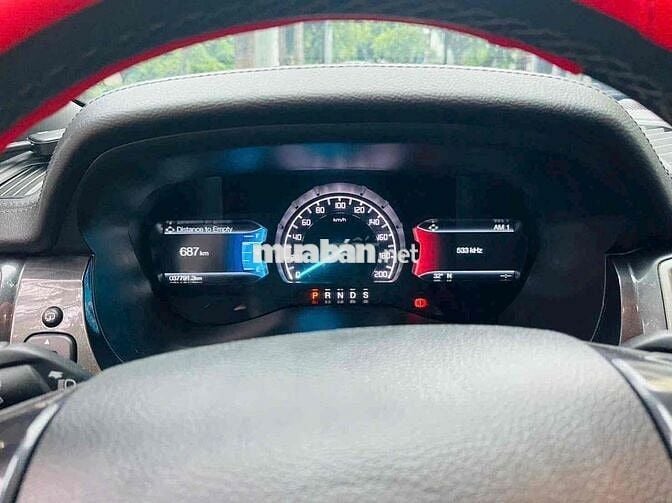 Ford Everest Titanium 2 Cầu 2018 28.000 Km Trắng
