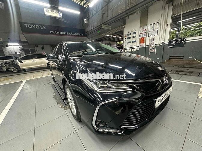 Toyota Corolla Altis 2022 1.8G Số tự động Đen