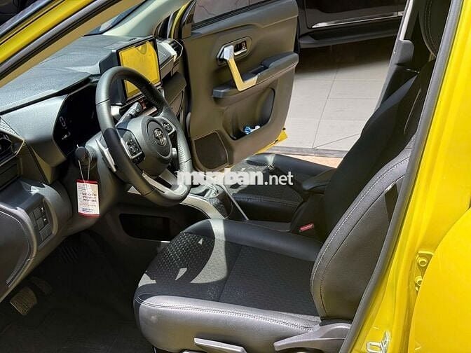 5 Chỗ, Gầm cao - RAIZE 1.0 CVT 2024. GIÁ TL, BANK